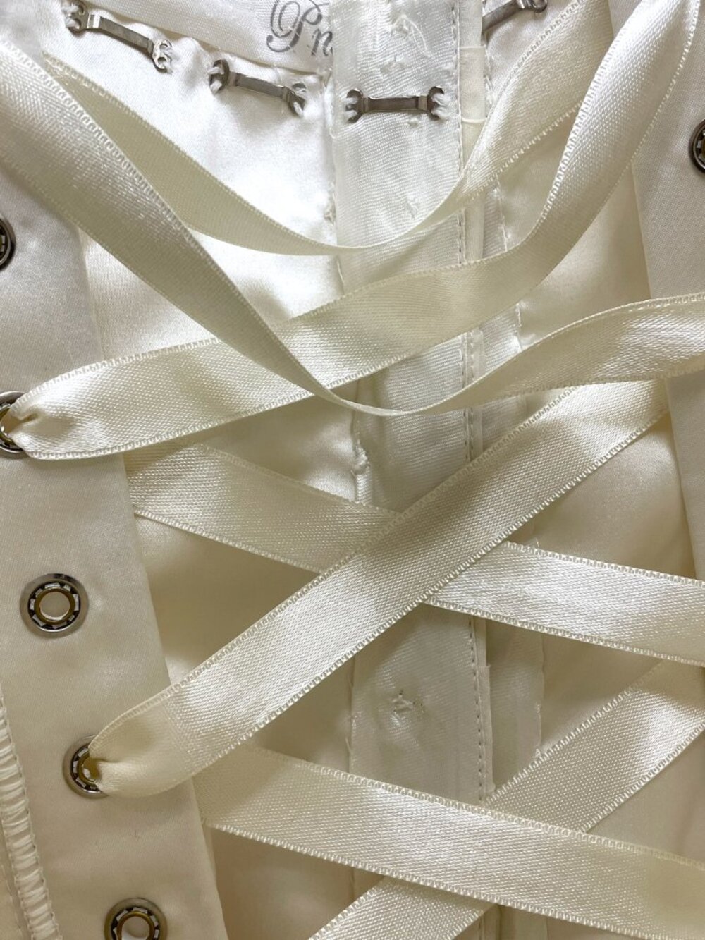 Pnina Tornai Style #4171 Kleinfeld Organza Pleated Mermaid Dress - Picture 7 of 12